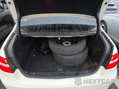 2012 Mercedes-Benz E 350 4MATIC Sedan - zdjęcie 16 z 39 - miniatura