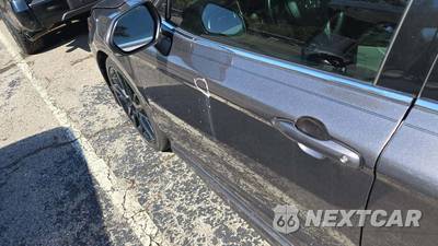 2021 Toyota Camry XSE - zdjęcie 30 z 53 - miniatura