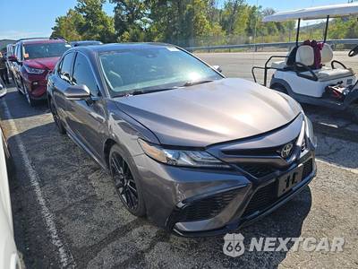 2021 Toyota Camry XSE - zdjęcie 3 z 53 - miniatura
