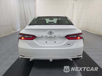 2024 Toyota Camry SE - zdjęcie 5 z 23 - miniatura