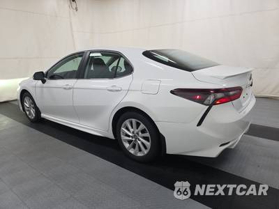 2024 Toyota Camry SE - zdjęcie 6 z 23 - miniatura