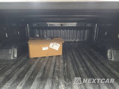 2021 Chevrolet Silverado 1500 LT Crew Cab Medium Bed - zdjęcie 16 z 22 - miniatura