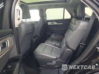 2026 Ford Explorer Active - zdjęcie 13 z 22 - miniatura