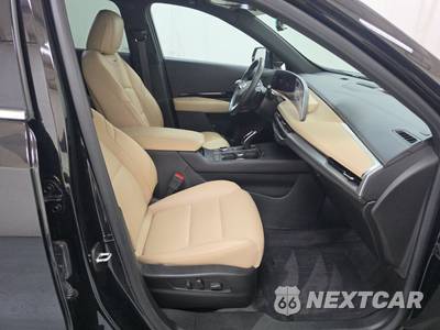 2024 Cadillac XT4 Luxury 1SC - zdjęcie 8 z 19 - miniatura