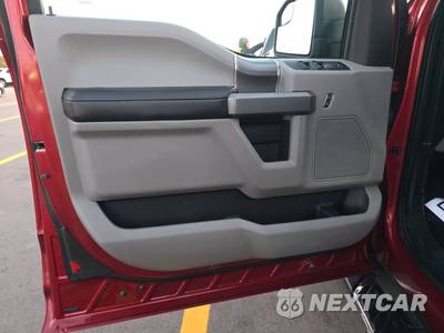 2018 Ford F-150 XLT Extended Cab Medium Bed w/Rear Doors - zdjęcie 9 z 28 - miniatura