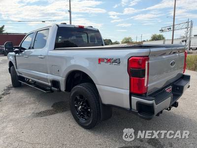 2023 Ford Super Duty F-250 XLT Crew Cab Short Bed - zdjęcie 9 z 31 - miniatura