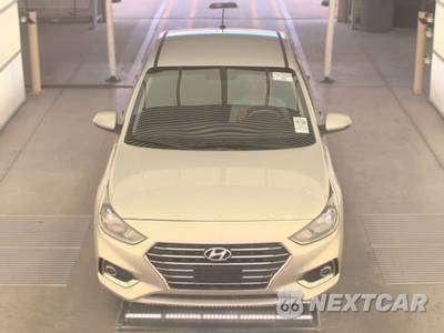 2020 Hyundai Accent SEL - zdjęcie 2 z 18 - miniatura