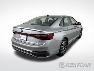 2025 Volkswagen Jetta SE - zdjęcie 34 z 36 - miniatura