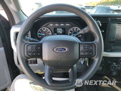2023 Ford Super Duty F-350 XL Crew Cab Long Bed - zdjęcie 10 z 19 - miniatura