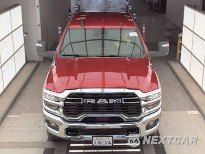 2026 Ram 2500 Big Horn Crew Cab Medium Bed - zdjęcie 2 z 37 - miniatura