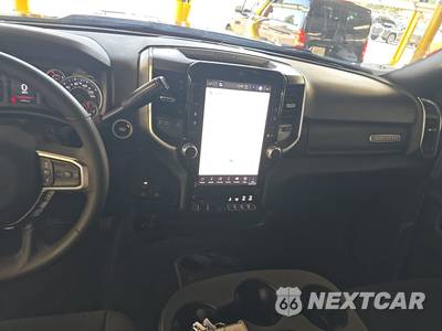 2026 Ram 2500 Big Horn Crew Cab Medium Bed - zdjęcie 11 z 37 - miniatura