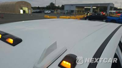 2024 GMC Sierra 2500HD AT4 Crew Cab Medium Bed - zdjęcie 21 z 37 - miniatura