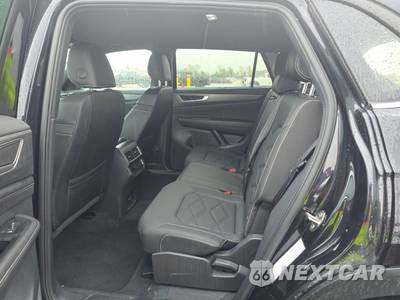 2025 Volkswagen Atlas Cross Sport 2.0T SE w/Technology - zdjęcie 13 z 22 - miniatura