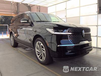 2026 Lincoln Navigator L Reserve - zdjęcie 3 z 20 - miniatura