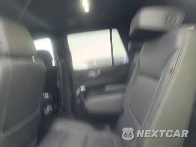 2025 GMC Yukon Denali 5SA - zdjęcie 13 z 28 - miniatura