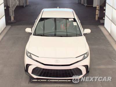 2026 Toyota Camry SE - zdjęcie 2 z 29 - miniatura