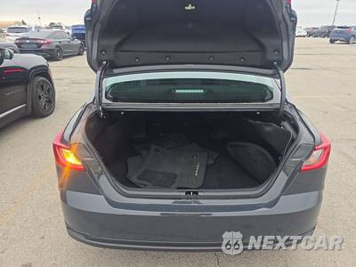 2026 Toyota Camry LE - zdjęcie 16 z 22 - miniatura