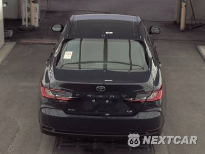 2026 Toyota Camry LE - zdjęcie 5 z 22 - miniatura