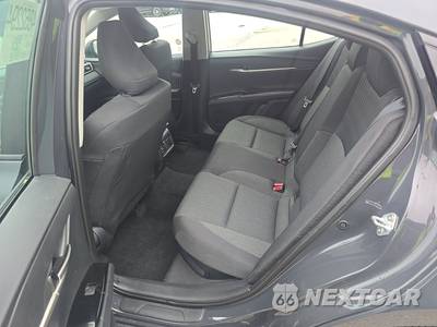 2026 Toyota Camry LE - zdjęcie 13 z 22 - miniatura