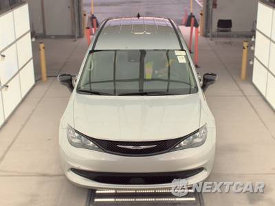 2024 Chrysler Voyager LX 121.6" WB - zdjęcie 2 z 27 - miniatura