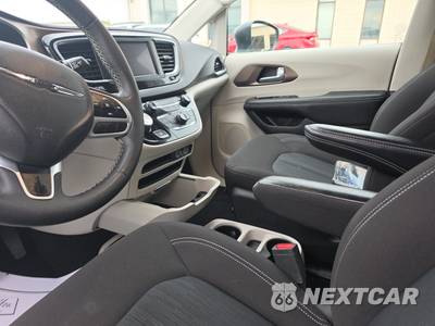2024 Chrysler Voyager LX 121.6" WB - zdjęcie 11 z 27 - miniatura