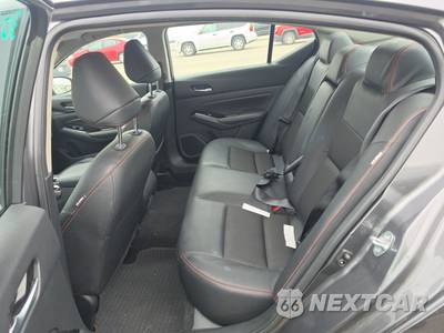 2025 Nissan Altima SR - zdjęcie 13 z 25 - miniatura
