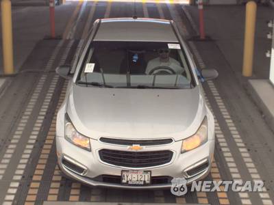 2016 Chevrolet Cruze Limited LS 1SB - zdjęcie 2 z 36 - miniatura