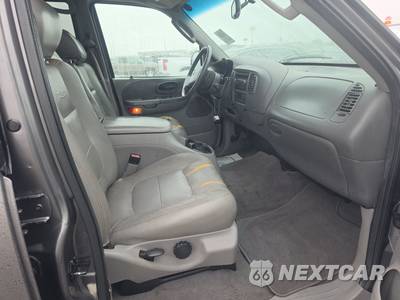 2002 Ford F-150 Lariat Crew Cab Short Bed - zdjęcie 8 z 17 - miniatura