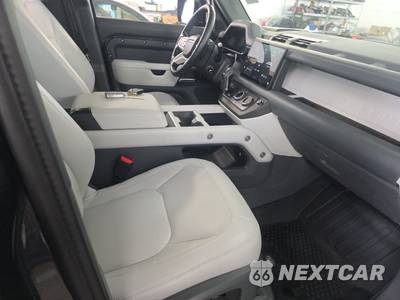 2025 Land Rover Defender 110 X-Dynamic SE - zdjęcie 8 z 18 - miniatura