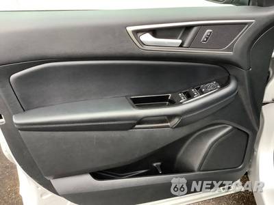 2016 Ford Edge SEL - zdjęcie 13 z 61 - miniatura