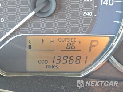 2014 Toyota Corolla LE - zdjęcie 12 z 18 - miniatura