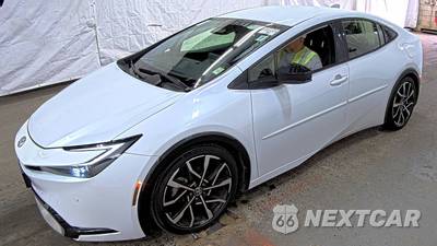 2023 Toyota Prius Prime XSE - zdjęcie 1 z 31 - miniatura