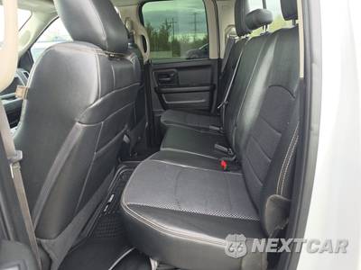 2019 Ram 1500 Classic Express Extended Cab Medium Bed - zdjęcie 13 z 33 - miniatura