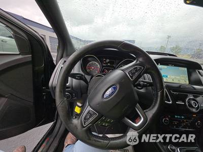 2016 Ford Focus ST Hatchback - zdjęcie 10 z 38 - miniatura