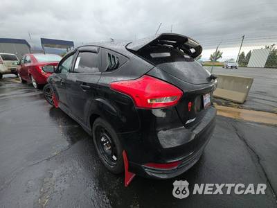 2016 Ford Focus ST Hatchback - zdjęcie 6 z 38 - miniatura