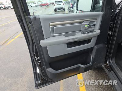 2016 Toyota Highlander XLE - zdjęcie 9 z 41 - miniatura