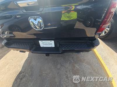 2021 Ram 1500 Laramie Crew Cab Short Bed - zdjęcie 5 z 34 - miniatura