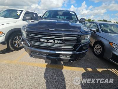 2021 Ram 1500 Laramie Crew Cab Short Bed - zdjęcie 2 z 34 - miniatura