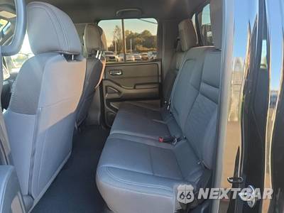 2023 Nissan Frontier SV Crew Cab Medium Bed - zdjęcie 16 z 22 - miniatura