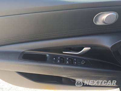 2025 Hyundai Elantra SE - zdjęcie 9 z 23 - miniatura