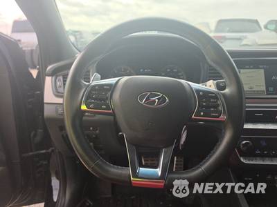 2018 Hyundai Sonata Limited - zdjęcie 10 z 21 - miniatura