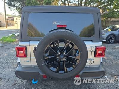 2022 Jeep Wrangler Unlimited 4xe Sahara - zdjęcie 5 z 27 - miniatura
