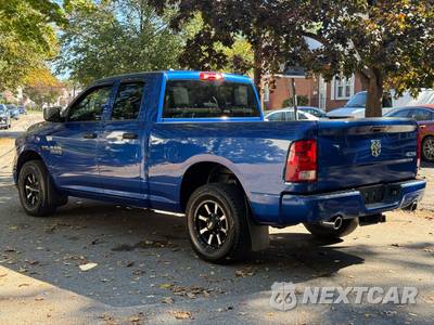 2017 Ram 1500 Express Extended Cab Medium Bed - zdjęcie 6 z 31 - miniatura