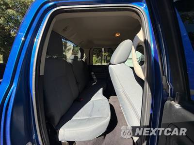 2017 Ram 1500 Express Extended Cab Medium Bed - zdjęcie 19 z 31 - miniatura