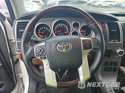 2014 Toyota Sequoia Platinum - zdjęcie 10 z 24 - miniatura