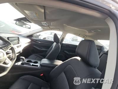 2025 Nissan Altima SV - zdjęcie 17 z 21 - miniatura