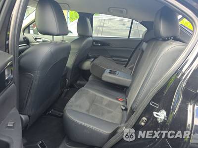 2026 Mitsubishi Eclipse Cross SE - zdjęcie 13 z 24 - miniatura