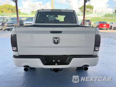 2015 Ram 1500 Express Crew Cab Short Bed - zdjęcie 6 z 24 - miniatura