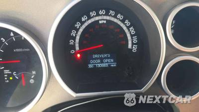 2015 Toyota Sequoia Platinum - zdjęcie 21 z 34 - miniatura
