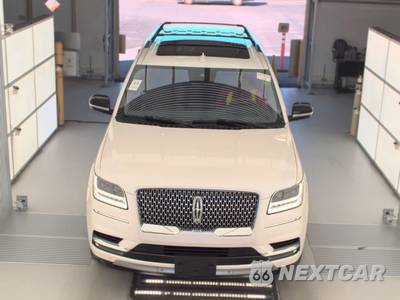 2019 Lincoln Navigator L Reserve - zdjęcie 2 z 33 - miniatura